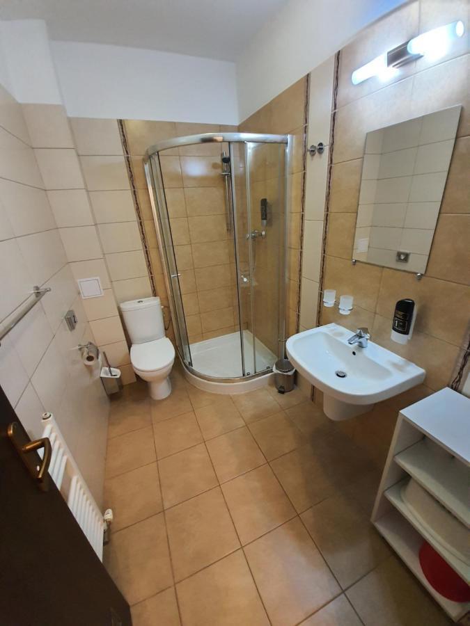 Apartman Elizabeth Bešeňová Buitenkant foto