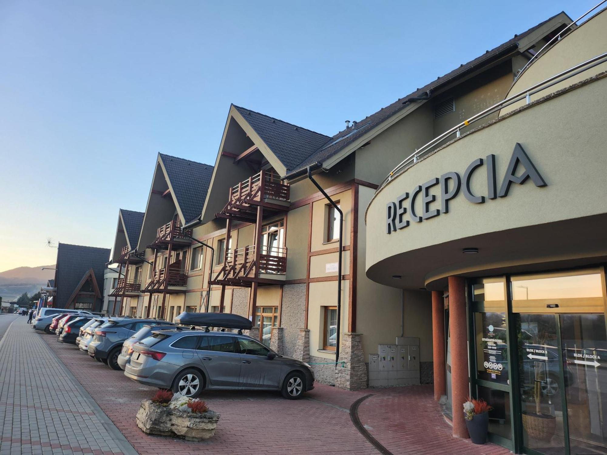 Apartman Elizabeth Bešeňová Buitenkant foto
