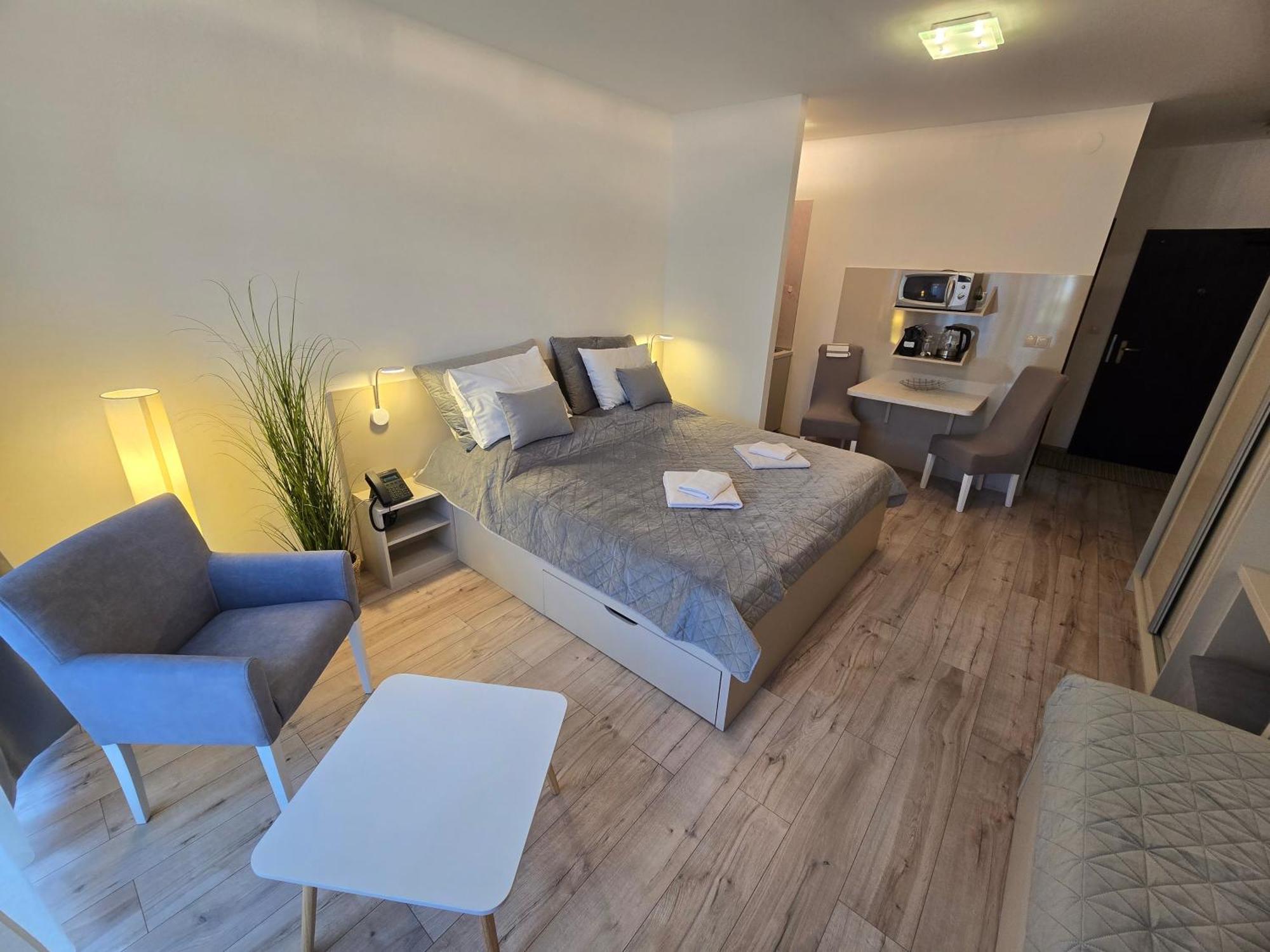 Apartman Elizabeth Bešeňová Buitenkant foto