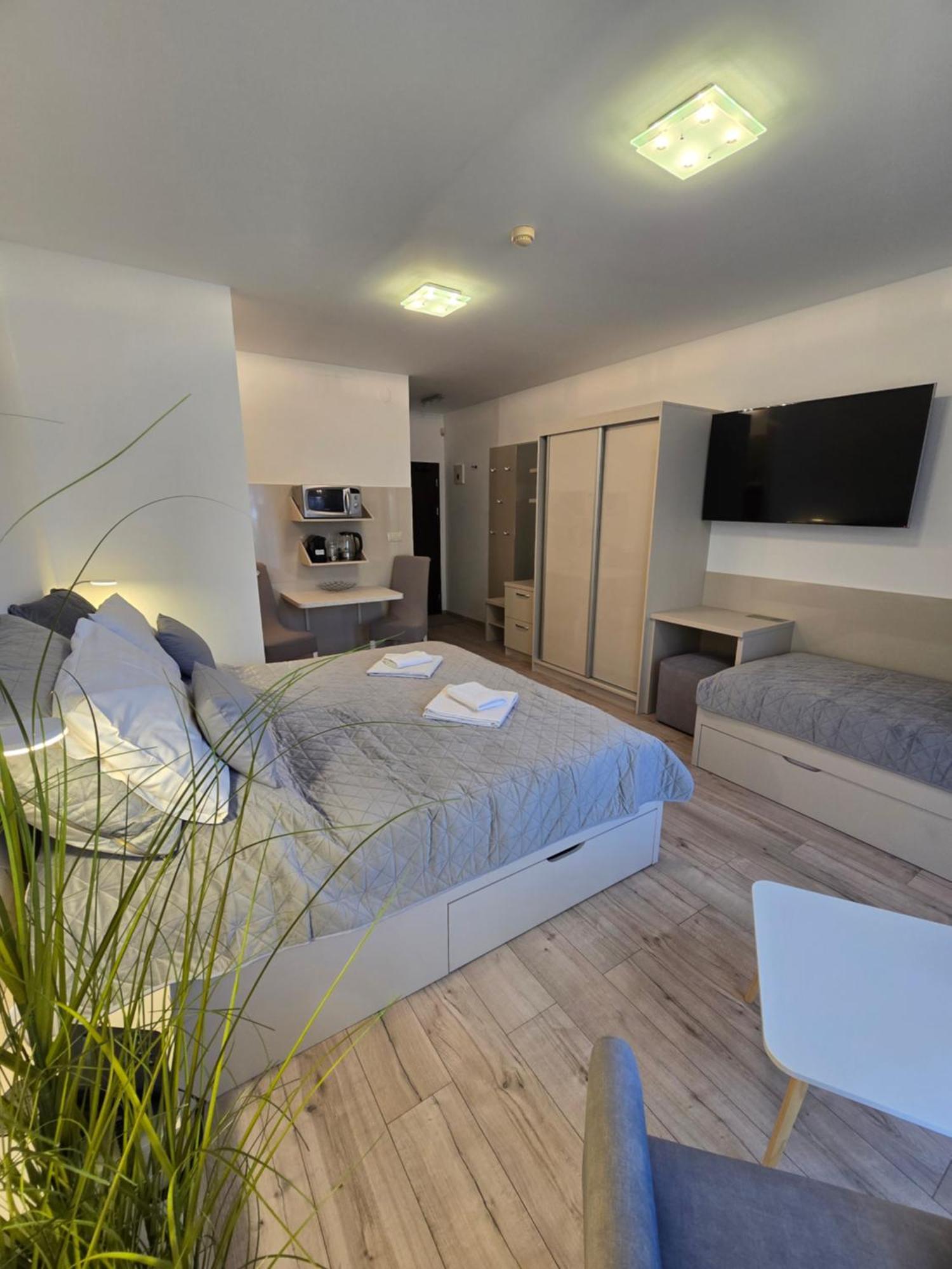Apartman Elizabeth Bešeňová Buitenkant foto