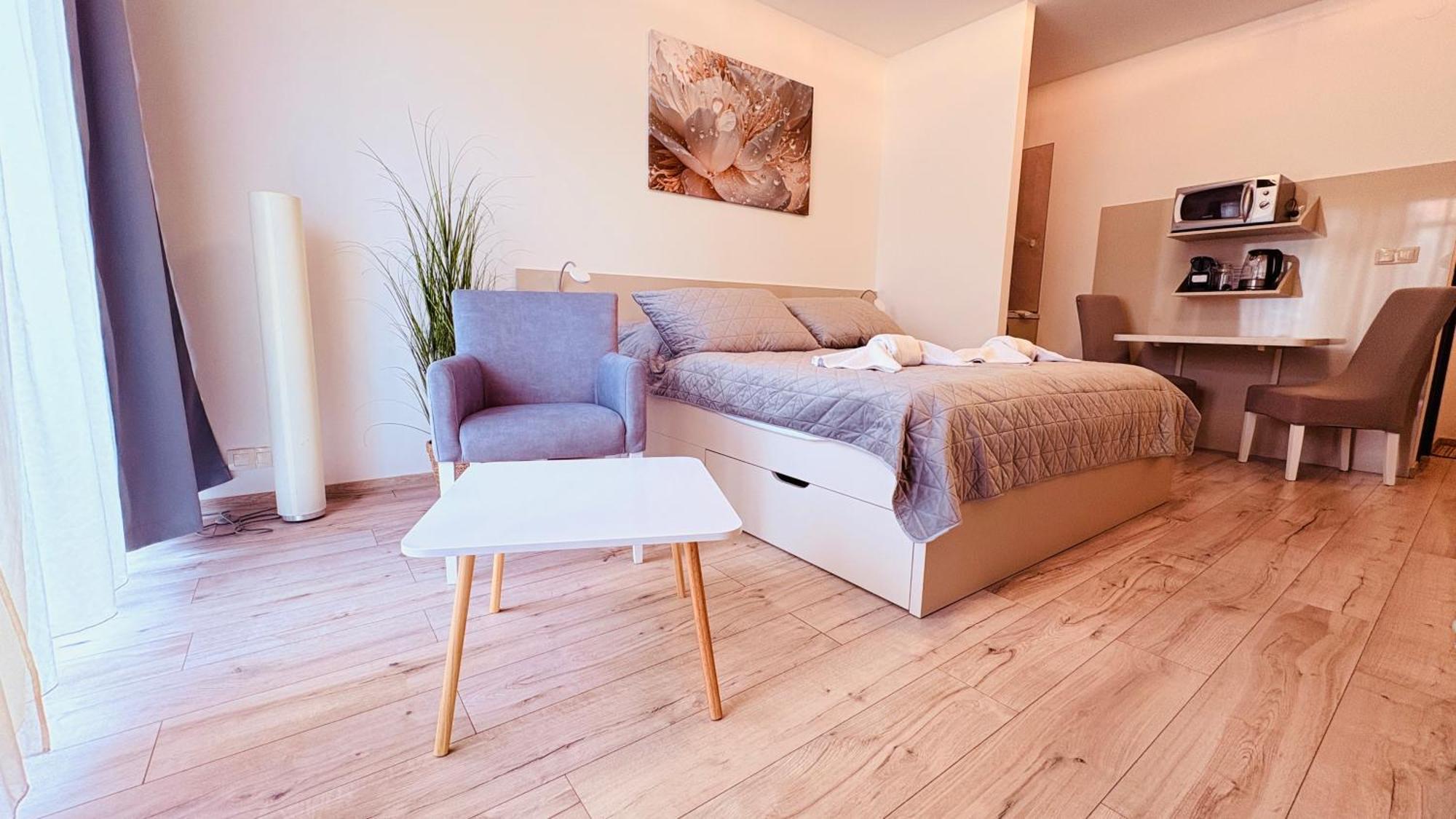 Apartman Elizabeth Bešeňová Buitenkant foto