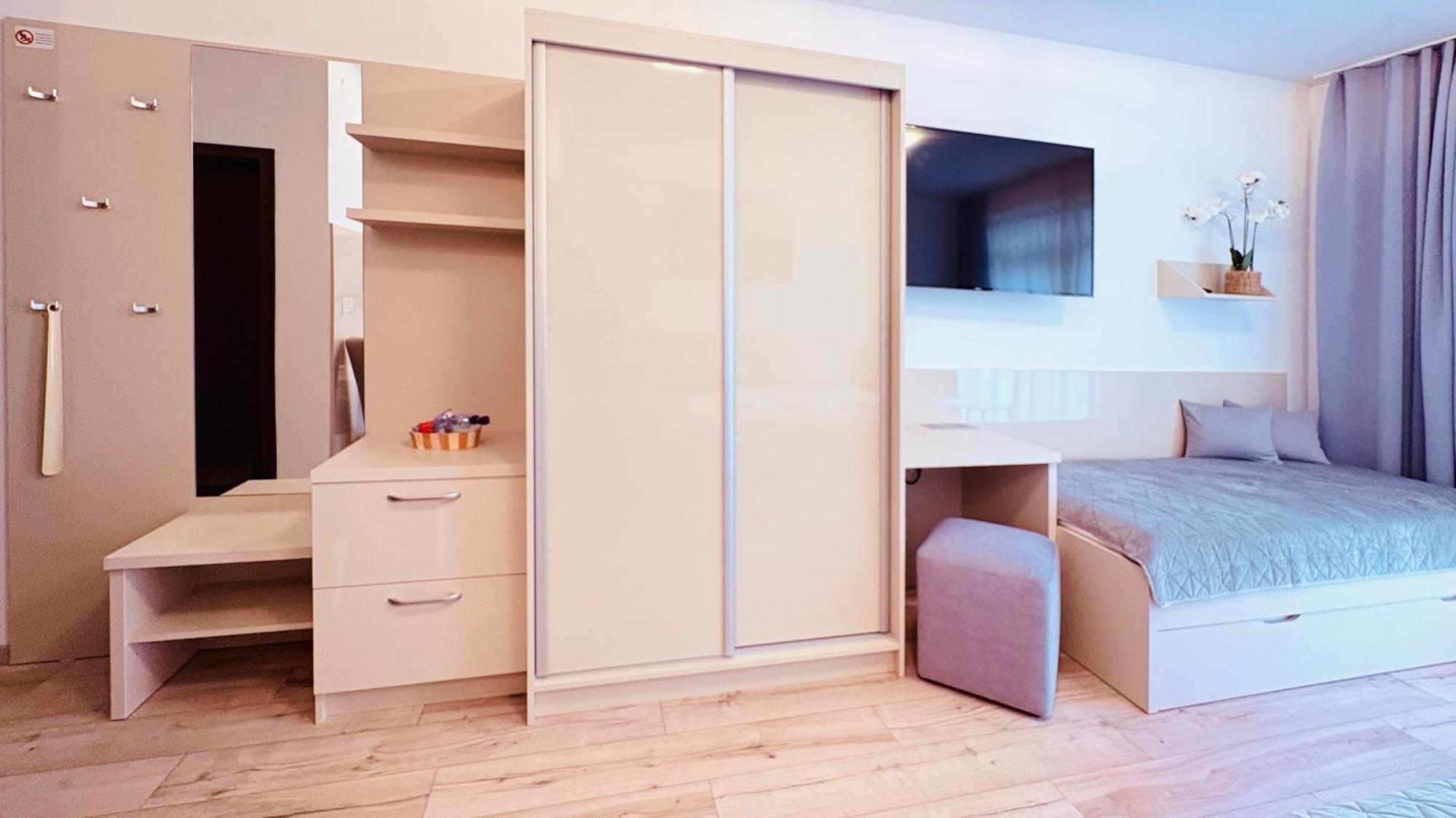 Apartman Elizabeth Bešeňová Buitenkant foto